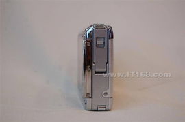 奥林巴斯μ 720SW数码相机 魅力产品图片与手机配件搭配